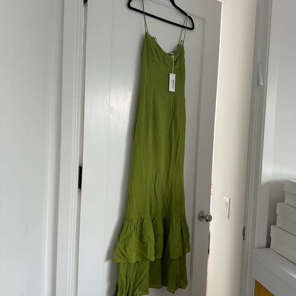❌SOLD❌NWT Reformation Fallon Mermaid Tiered Maxi Dress Sz 2 Avocado Ruffle Tie - Picture 6 of 10